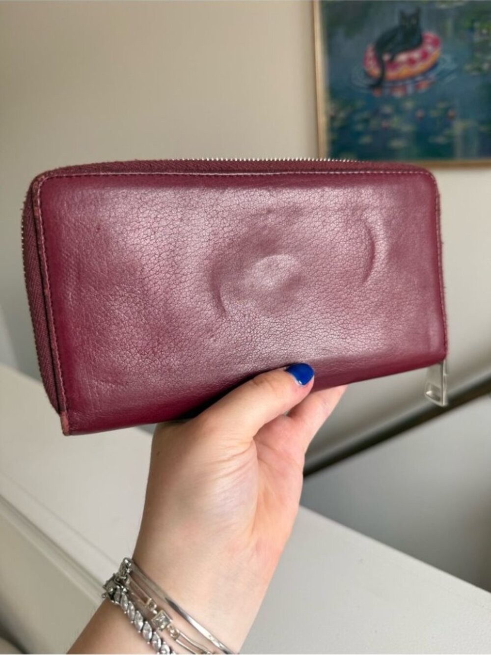 Gucci Deep Wine Res Leather Zip Around Wallet with Embossed GG - Picture 4 of 8